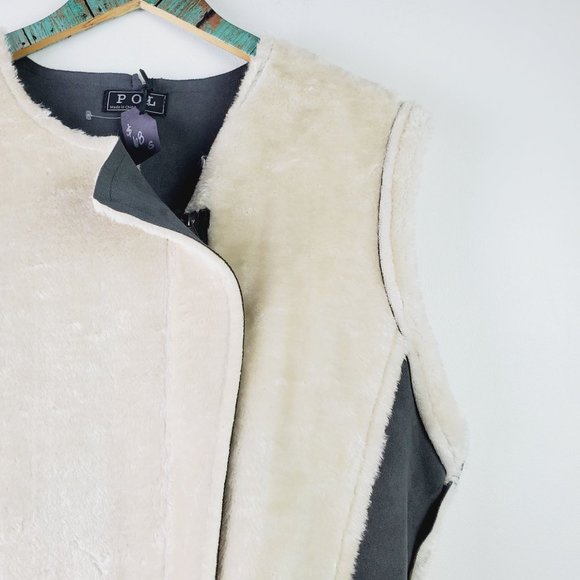 Pol Faux Leather Suede Fur Zippered Vest Sz S NWT - Picture 4 of 9